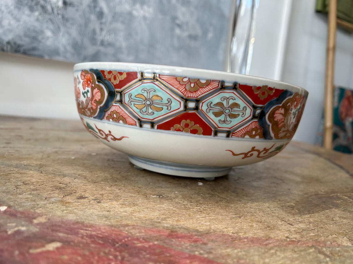 Japanese Imari-Style Porcelain Bowl