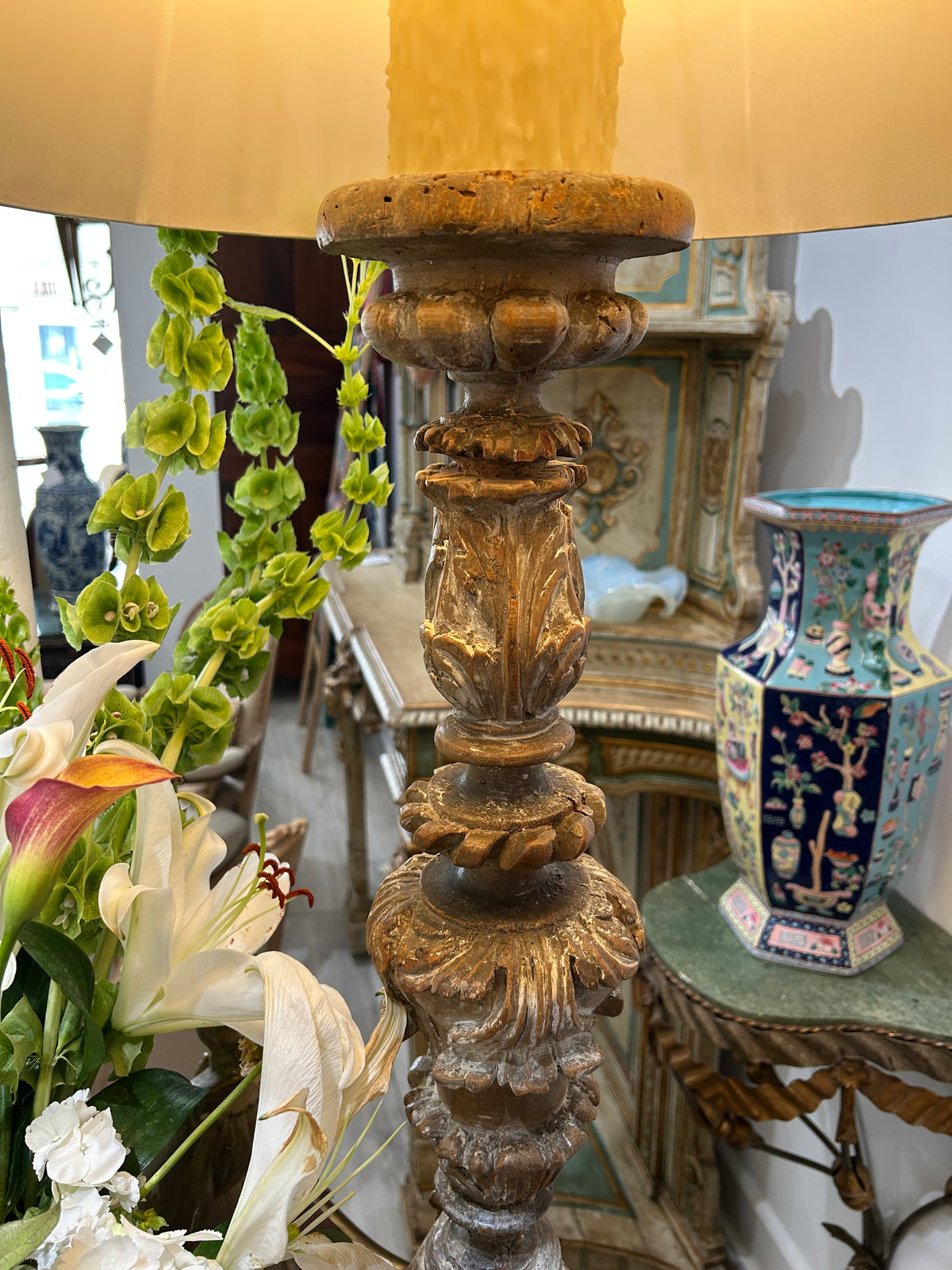Vintage Italian Baroque-Style Carved Wood Lamp