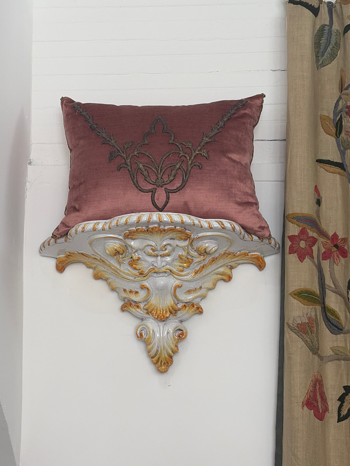 PAIR OF ITALIAN GLAZED CERAMIC WALL BRACKETS