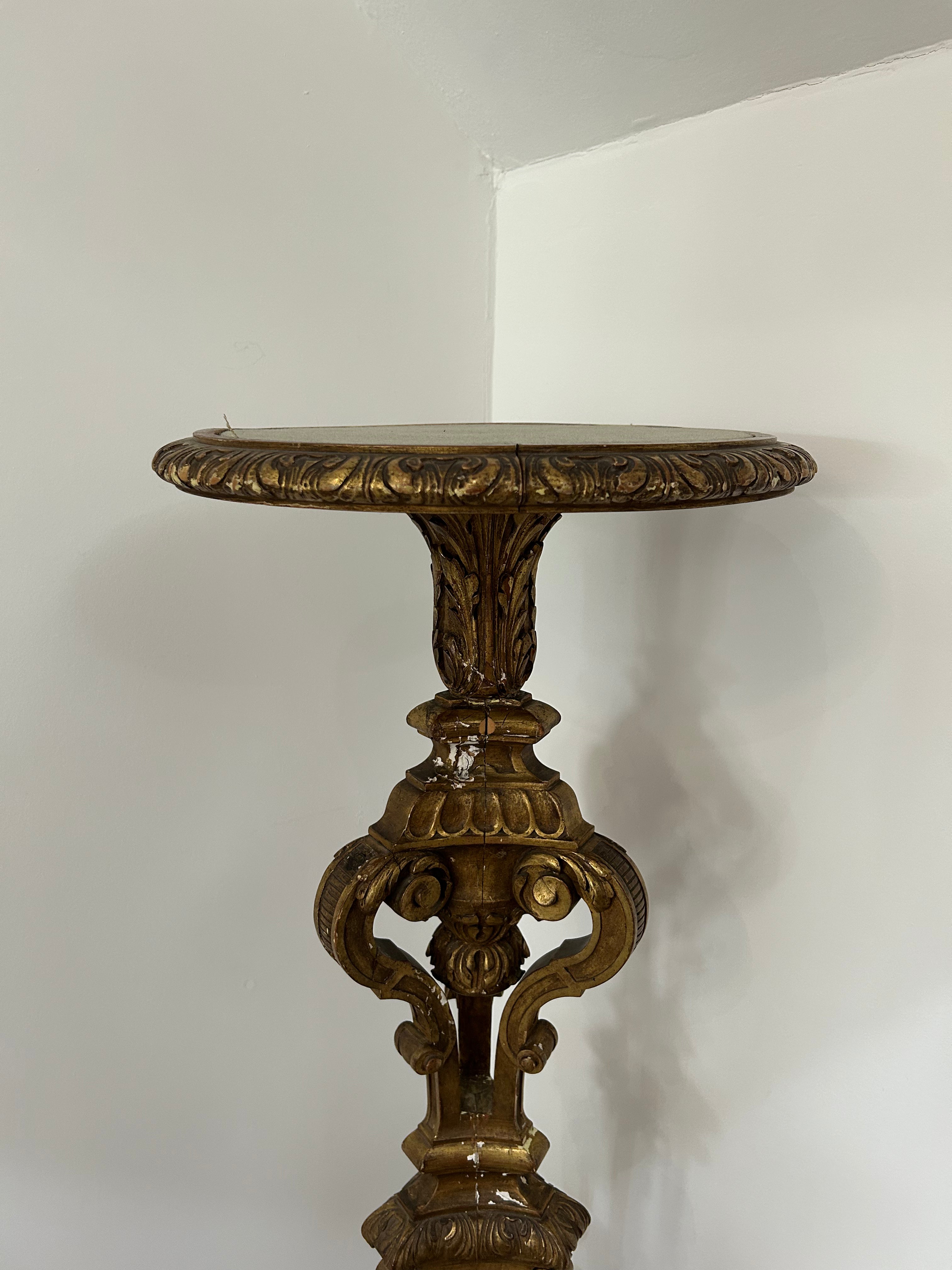 Late 19th-Century Italian Baroque Revival Carved Giltwood Torchère