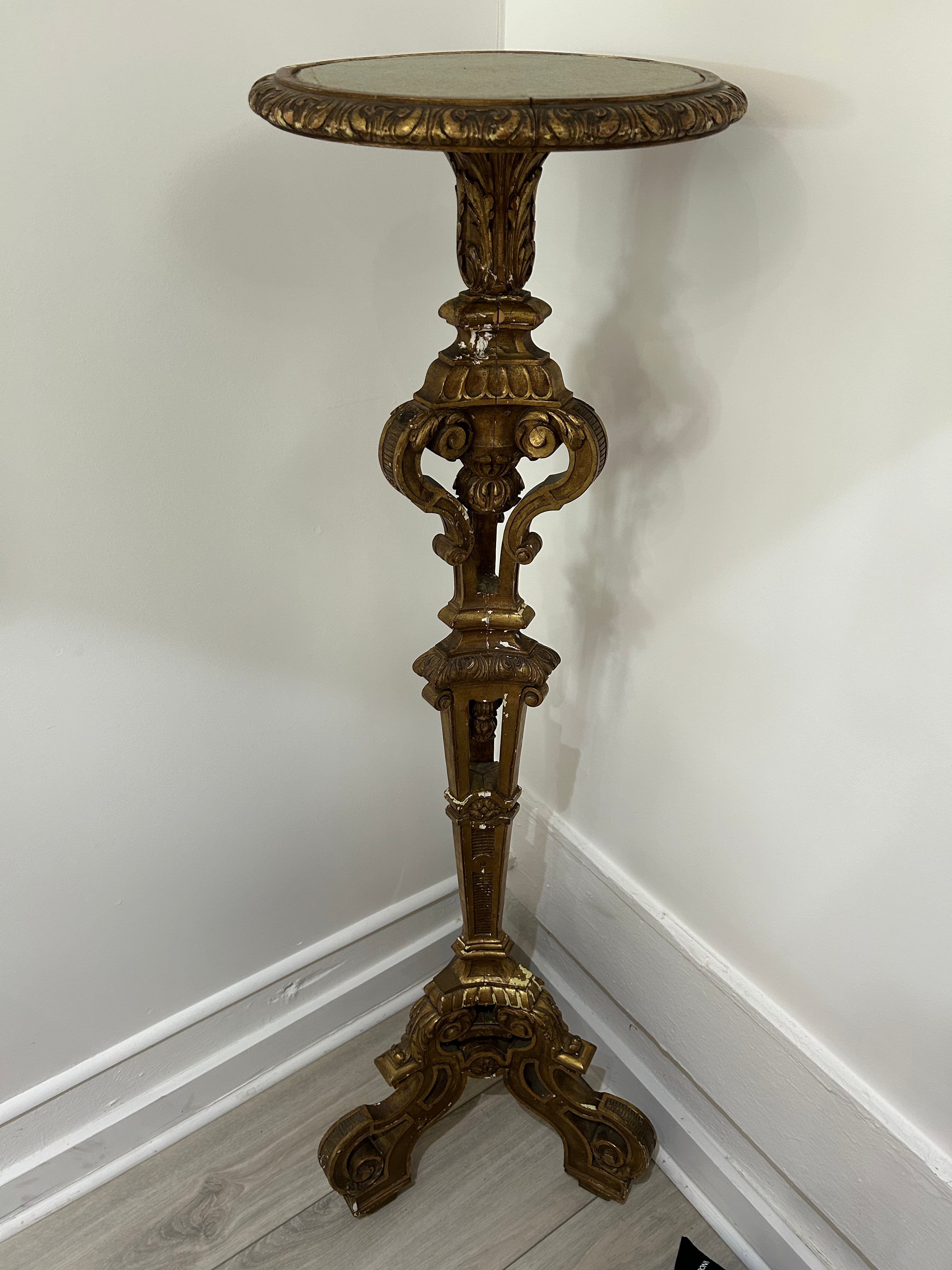 Late 19th-Century Italian Baroque Revival Carved Giltwood Torchère