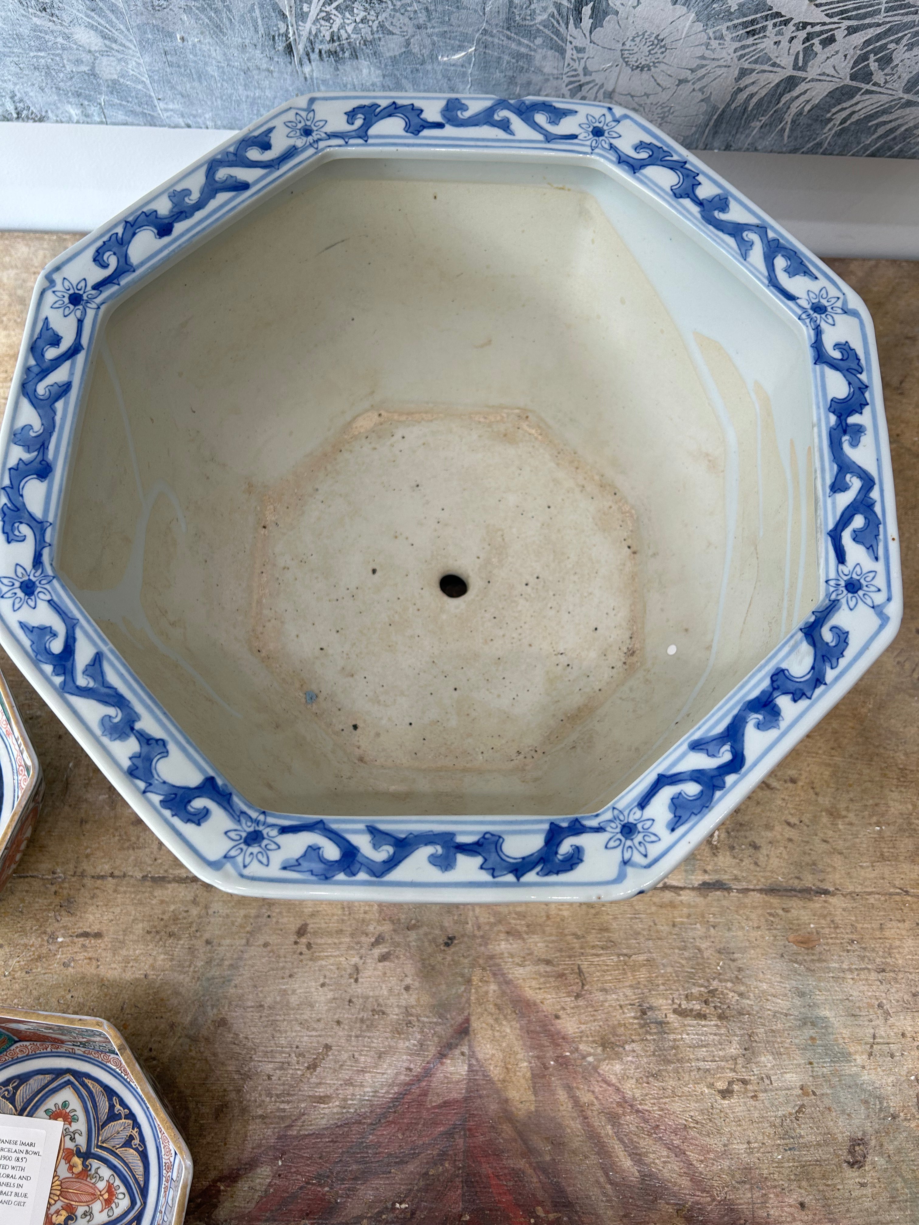 VINTAGE BLUE & WHITE JARDINIÈRE