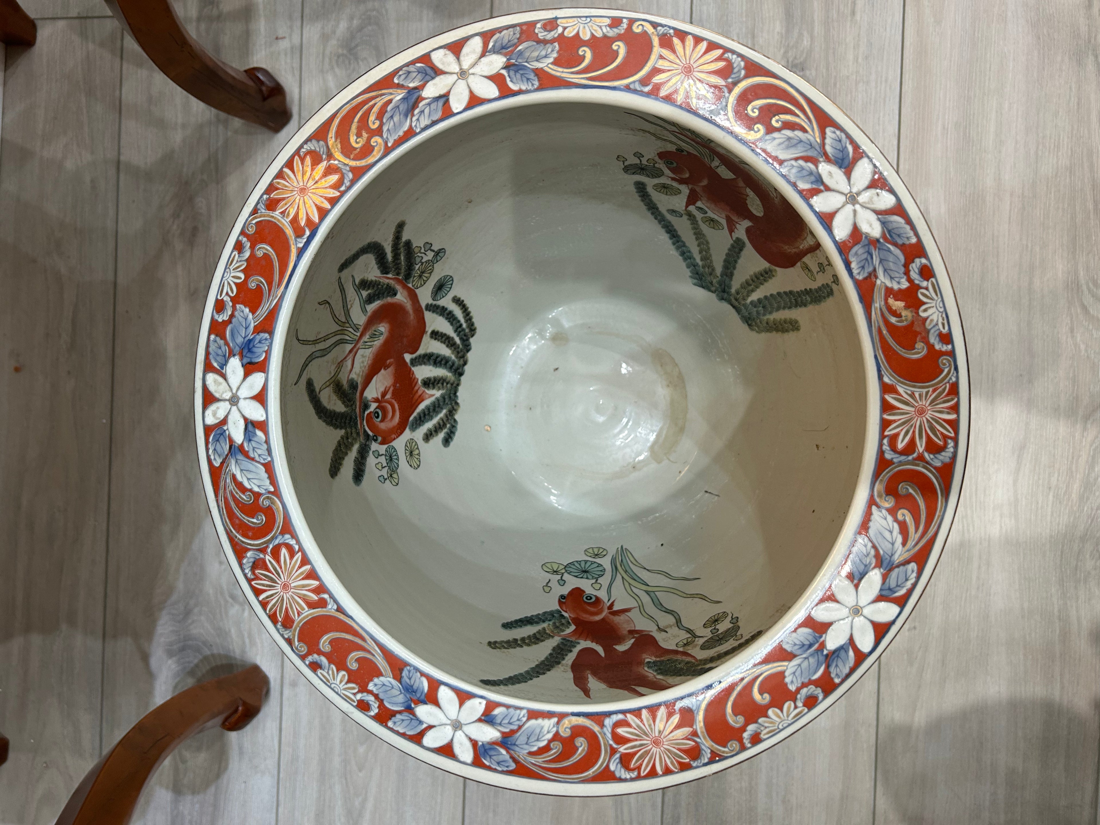 ANTIQUE JAPANESE IMARI JARDINIÈRE